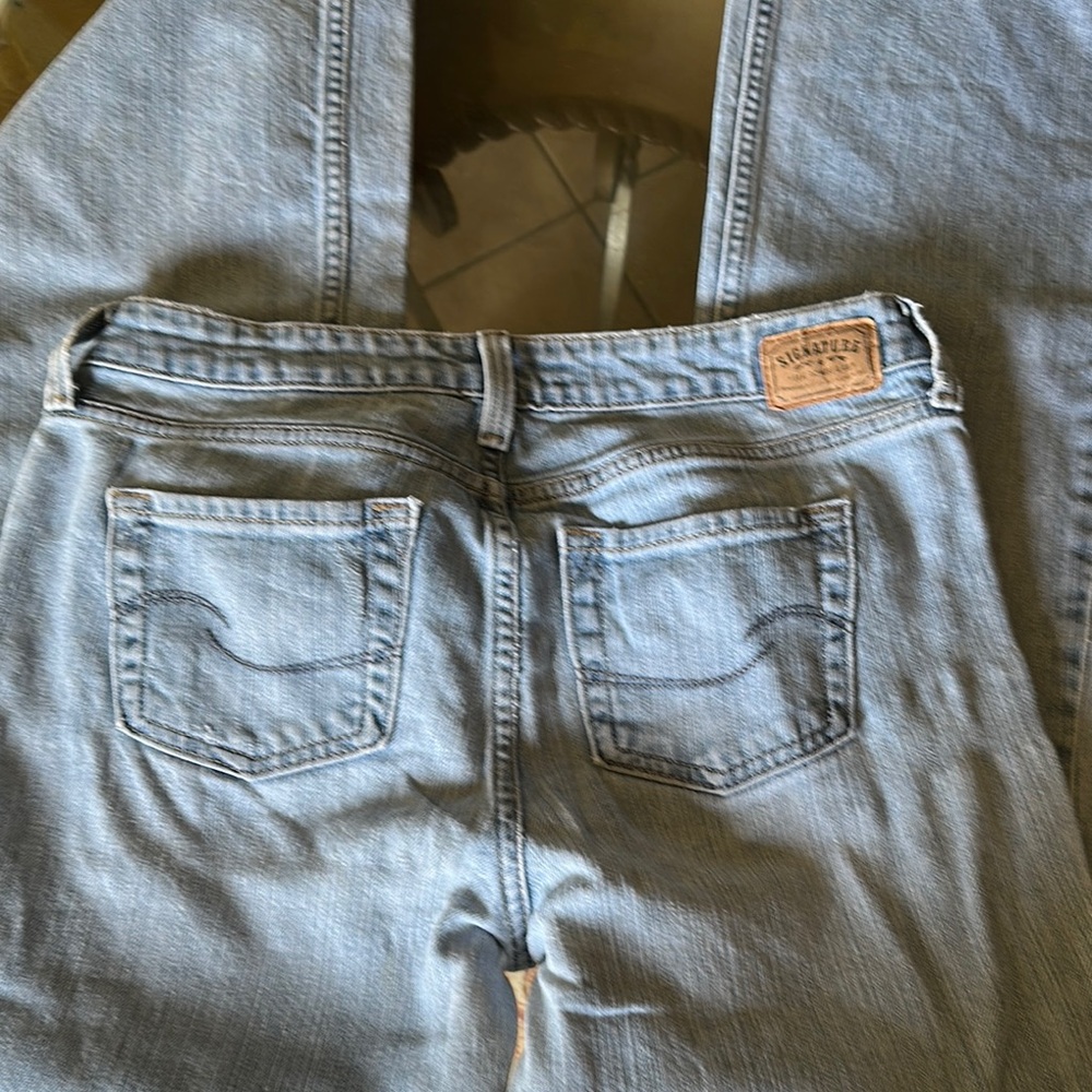 Women's Light Blue Jeans